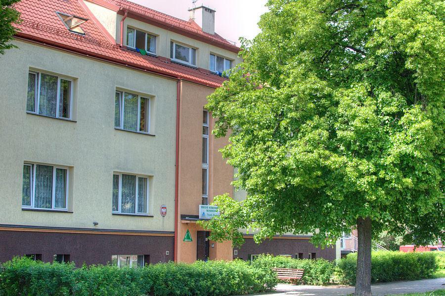 Хостел Szkolne Schronisko Mlodziezowe W Olsztynie Ольштин Екстер'єр фото
